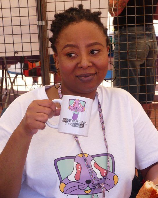 Mug solidaire Michi « Tous différents, tous égaux » – Handicap & inclusion